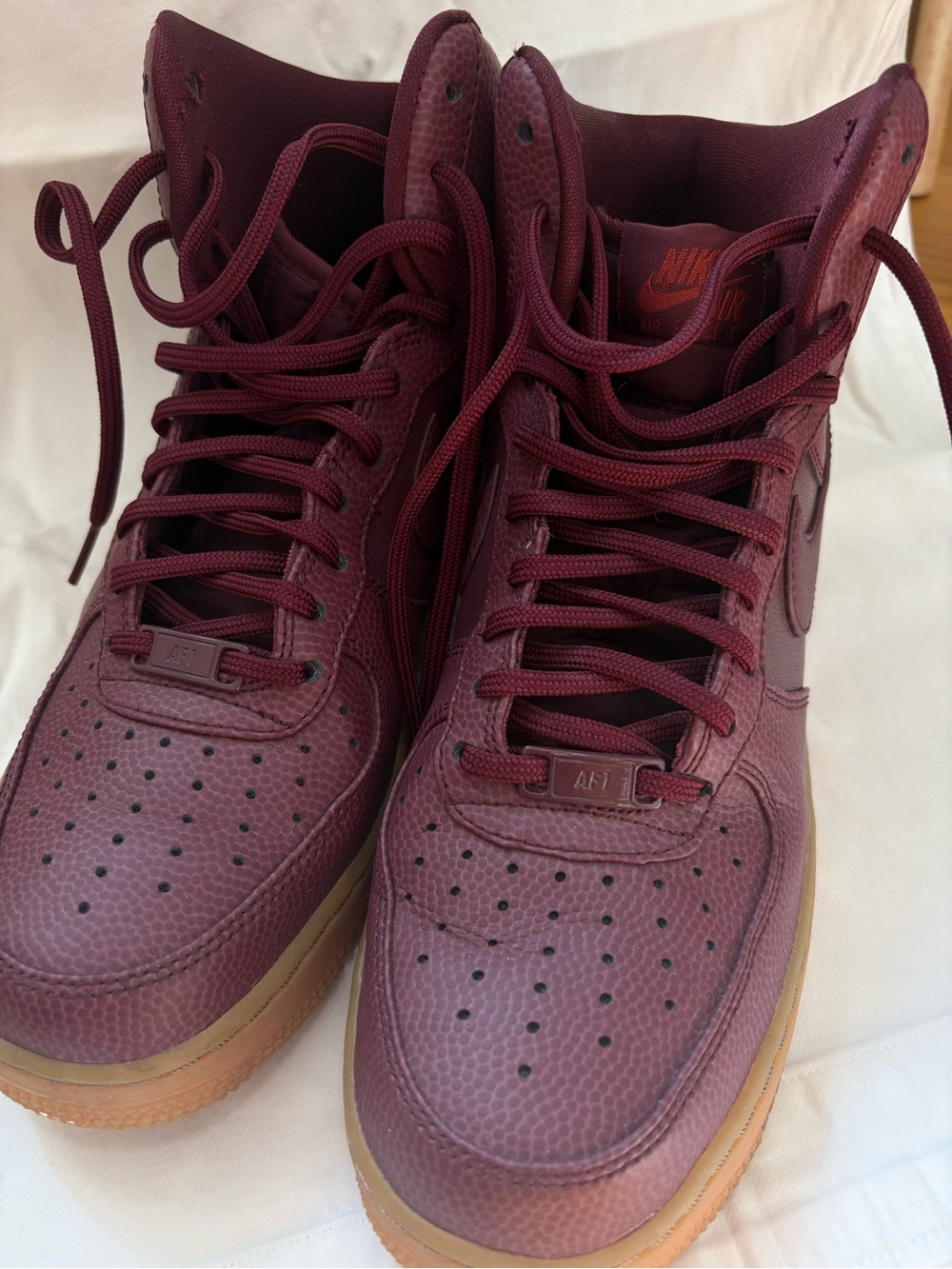 Nike Air Force 1 High SE “Night Maroon” sz 42